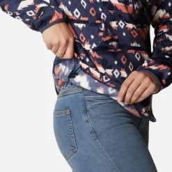 Columbia Women's Sweater Weather™ Hooded Pullover Nocturnal Rocky Mt Print -Sportswear Shop 1958923 467 a4